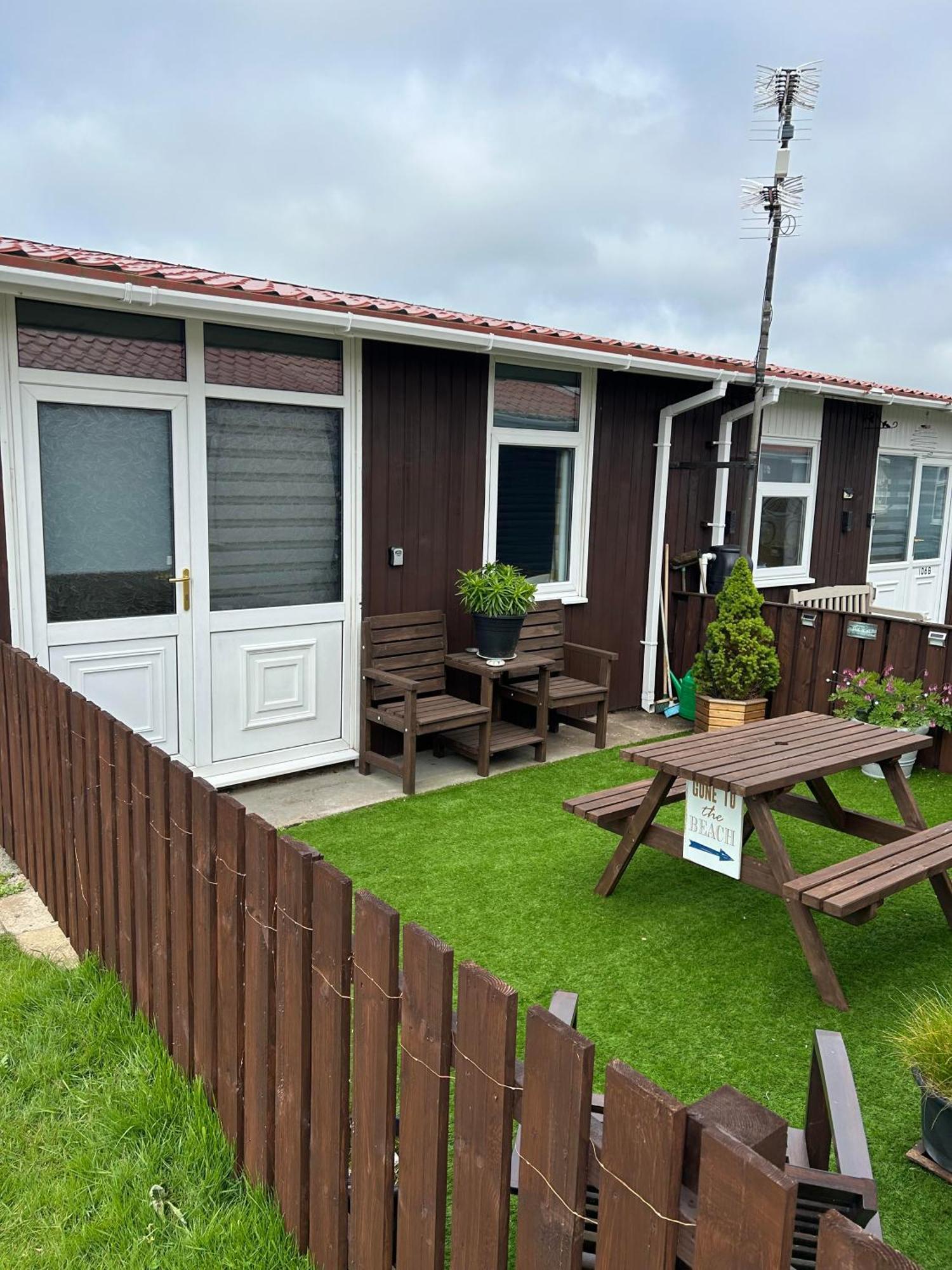 Cozy Seaside Chalet In Bridlington Exteriér fotografie